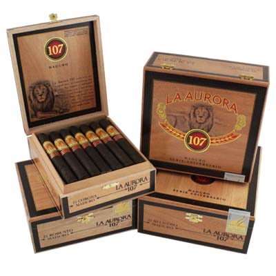 Pictured are the 4 sizes of the 107 Maduro